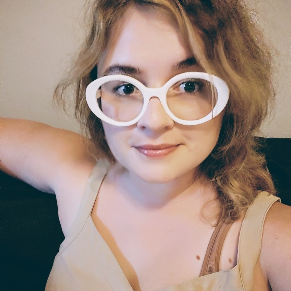 Meet your Posher, Samantha